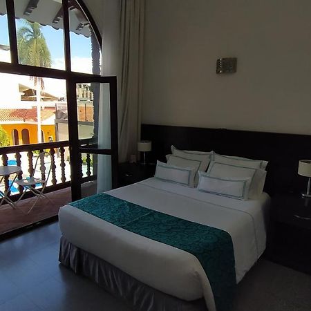 Hotel Union Хирардот Экстерьер фото