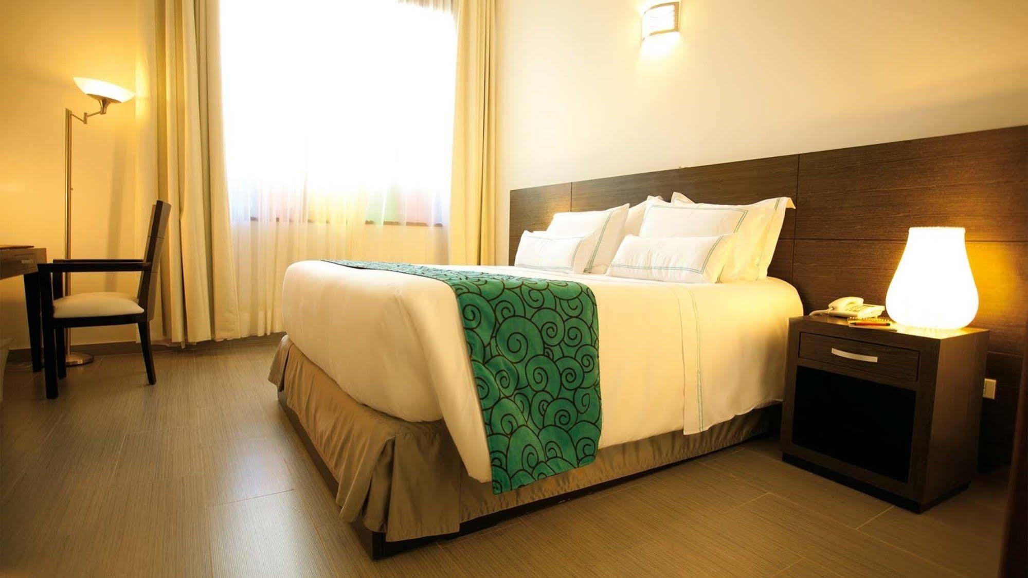 Hotel Union Хирардот Экстерьер фото